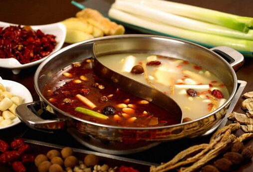 喝煮太久的火鍋湯會亞硝酸鹽中毒嗎？