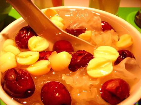 紅棗的功效與作用及食用方法：多吃紅棗可以促進(jìn)睡眠