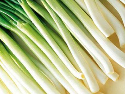 吃大蔥有什么好處？大蔥的營養價值-大蔥的功效與作用