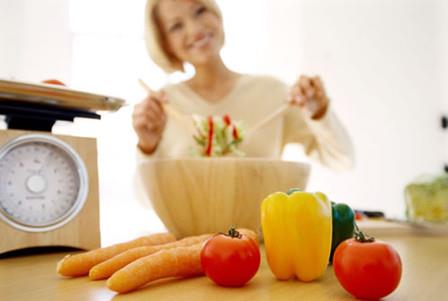 秋季如何預(yù)防上火？秋季應(yīng)當平衡飲食防上火