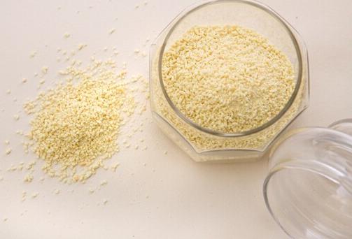 雞精和味精哪個(gè)更好？雞精和味精的區(qū)別有哪些