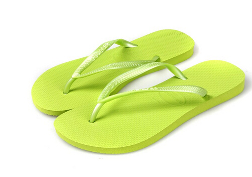 如何選購人字拖？穿人字拖的注意事項