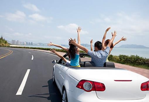 “五一”小長假連歇三天不調休 高速路免費通行