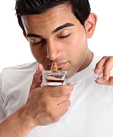 男士用什么香水好?男士如何挑選屬于自己的香水