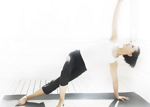 練瑜伽能減肥嗎?五個減肥瑜伽初級入門動作