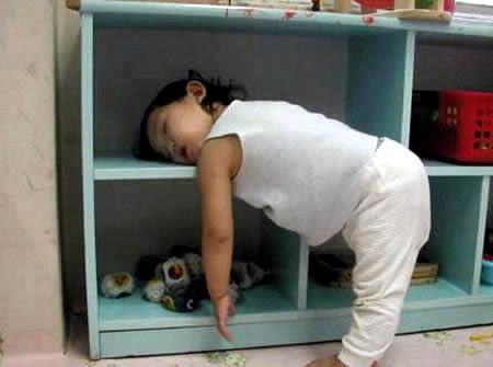 仰臥俯臥左右側(cè)臥什么姿勢(shì)睡覺(jué)?最佳睡眠姿勢(shì)