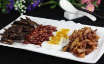 烤肉烤串來下酒？喝酒千萬別吃這些菜！