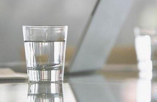 喝水有講究？什么水不能喝？