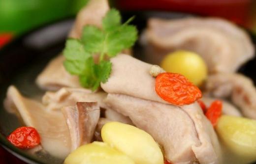 手腳冰涼吃什么？胡椒豬肚湯來幫你