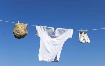 衣服總變黃？恢復(fù)潔白亮麗有辦法！