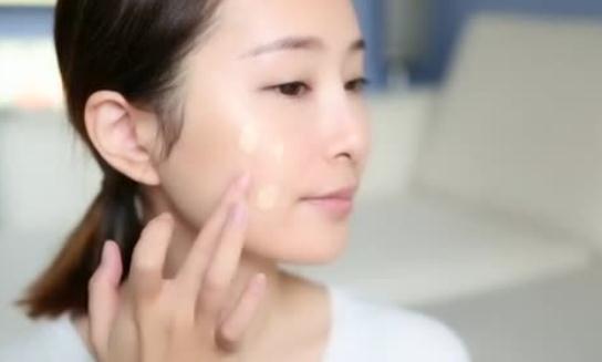 如何自制護膚品打造水嫩光滑肌膚？