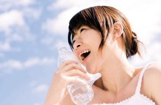 曬后如何快速美白?DIY曬后修復護膚品