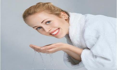 補(bǔ)水四部曲 肌膚水嫩一整天