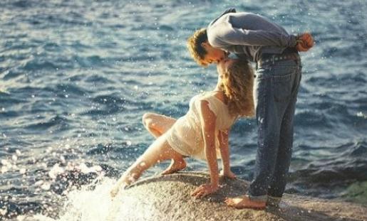 喜歡你的男人會有什么表現？