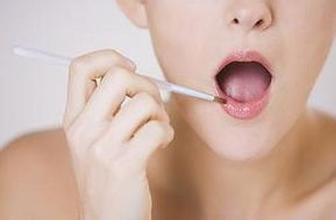 嘴唇長(zhǎng)斑是何原因 唇部斑點(diǎn)不容忽視