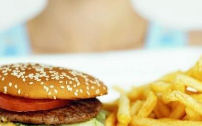 上班族的五種吃飯方式 當(dāng)心胃癌找上門(mén)