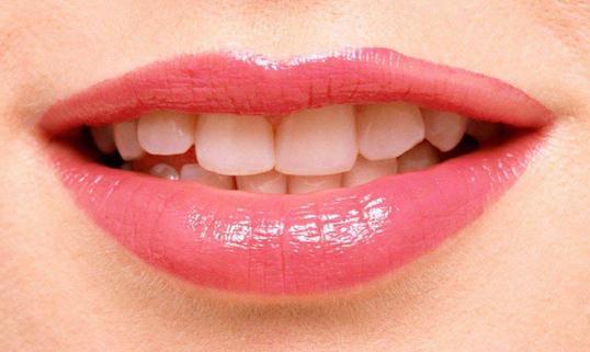 嘴唇起泡怎么辦？嘴唇起泡的原因