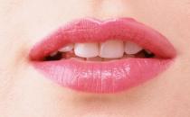 嘴唇干裂怎么辦？嘴唇干裂是什么原因？