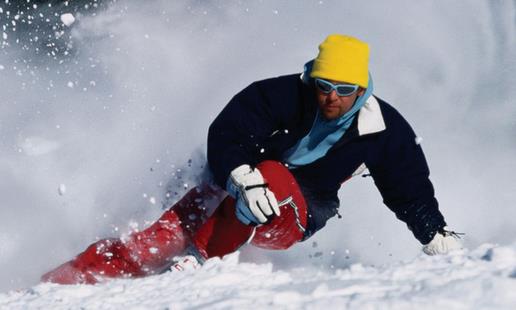 冬天男人手冷腳冷是什么原因