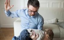 父母打罵中的潛意識(shí)植入