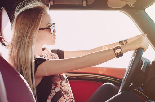 開車族頸椎易受傷 7個方法預防頸椎病