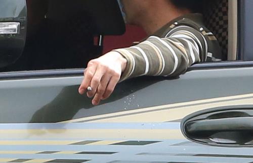 有車族要當心！車內二手煙致癌風險更高