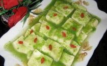 ?教你在家制作美味的翡翠杞玉豆腐