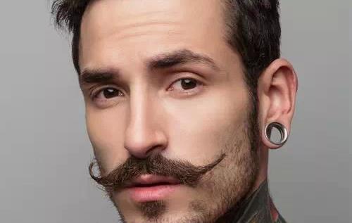 如何從男性的胡子看出他們的性能力