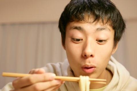 寒假將至 中學(xué)生飲食應(yīng)均衡