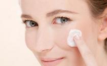 正確使用浴后乳液 保護(hù)身體肌膚