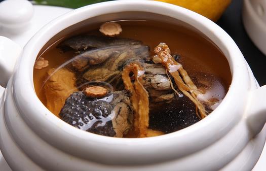 月經期如何調理身體？月經期間藥膳推薦