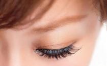 假睫毛總是貼不好?6個技巧一天不掉