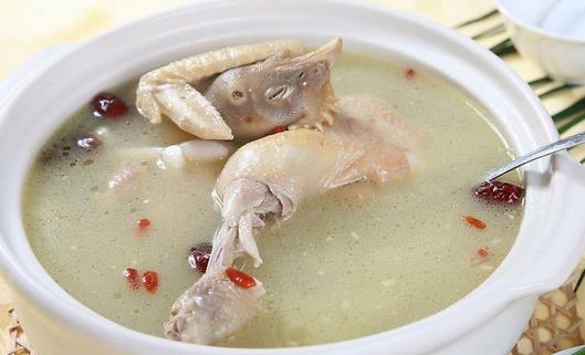 當(dāng)歸燉雞補(bǔ)血活血