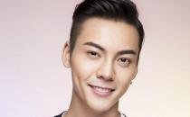 男人年齡不同護(hù)膚方式有區(qū)別