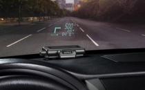 前擋風(fēng)玻璃上的過期標(biāo)識貼怎么才能完全去除？