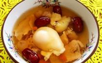 吃什么養(yǎng)顏補水？美容養(yǎng)顏的食物有哪些？