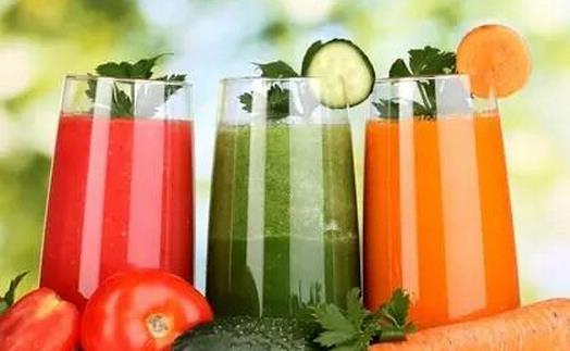 干眼癥患者適合喝點果蔬汁