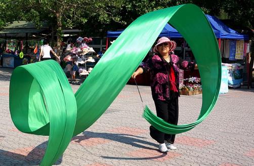 老人常跳廣場舞對膝蓋不好？