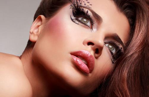 散粉是你的災難還是妝容救星