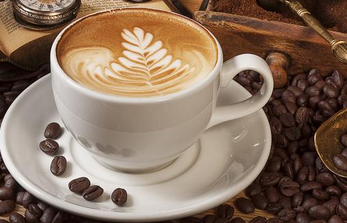 辦公室白領切忌 早上起床這5種水喝不得