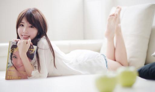 家居生活的健康常識(shí):屋里花多眼睛累