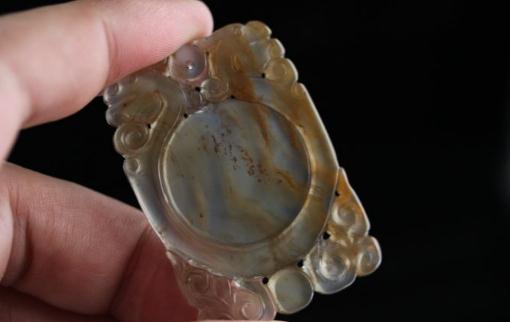 如何對樹化玉進行保養?