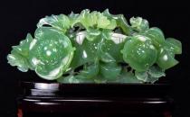 岫巖玉與翡翠有什么區別？