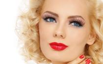 玩轉眼影色盤演繹華麗洛可可妝容