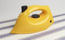 熨斗怎么用？使用熨斗的方法