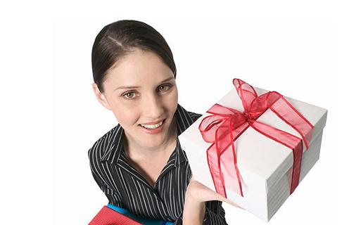 給同事送什么禮物最合適?