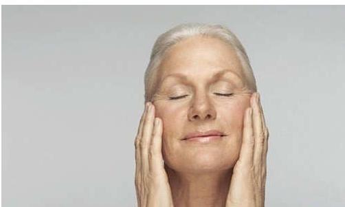 中老年人適宜做哪些保健運動？