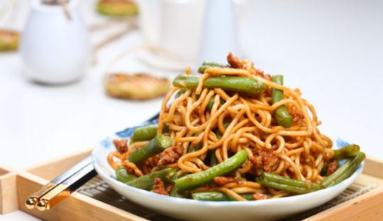 燜面是怎樣的?燜面的做法