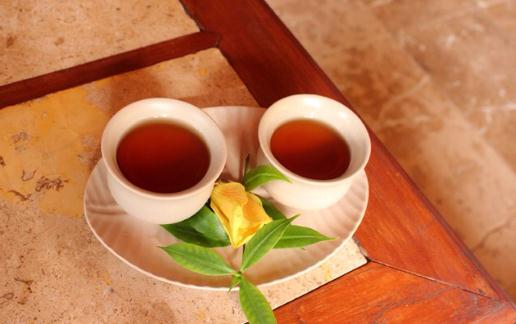 冬季飯后喝姜茶幫你預防婦科病