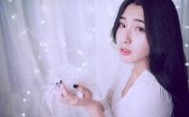 甜咸油吃太多都會(huì)影響皮膚哦！